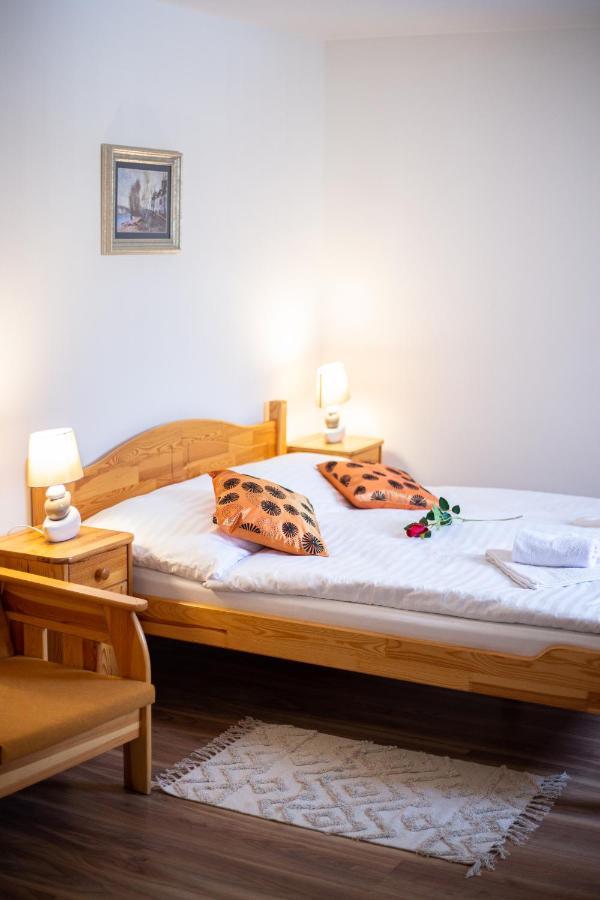 Penzion Palatin Rajecké Teplice Exterior foto