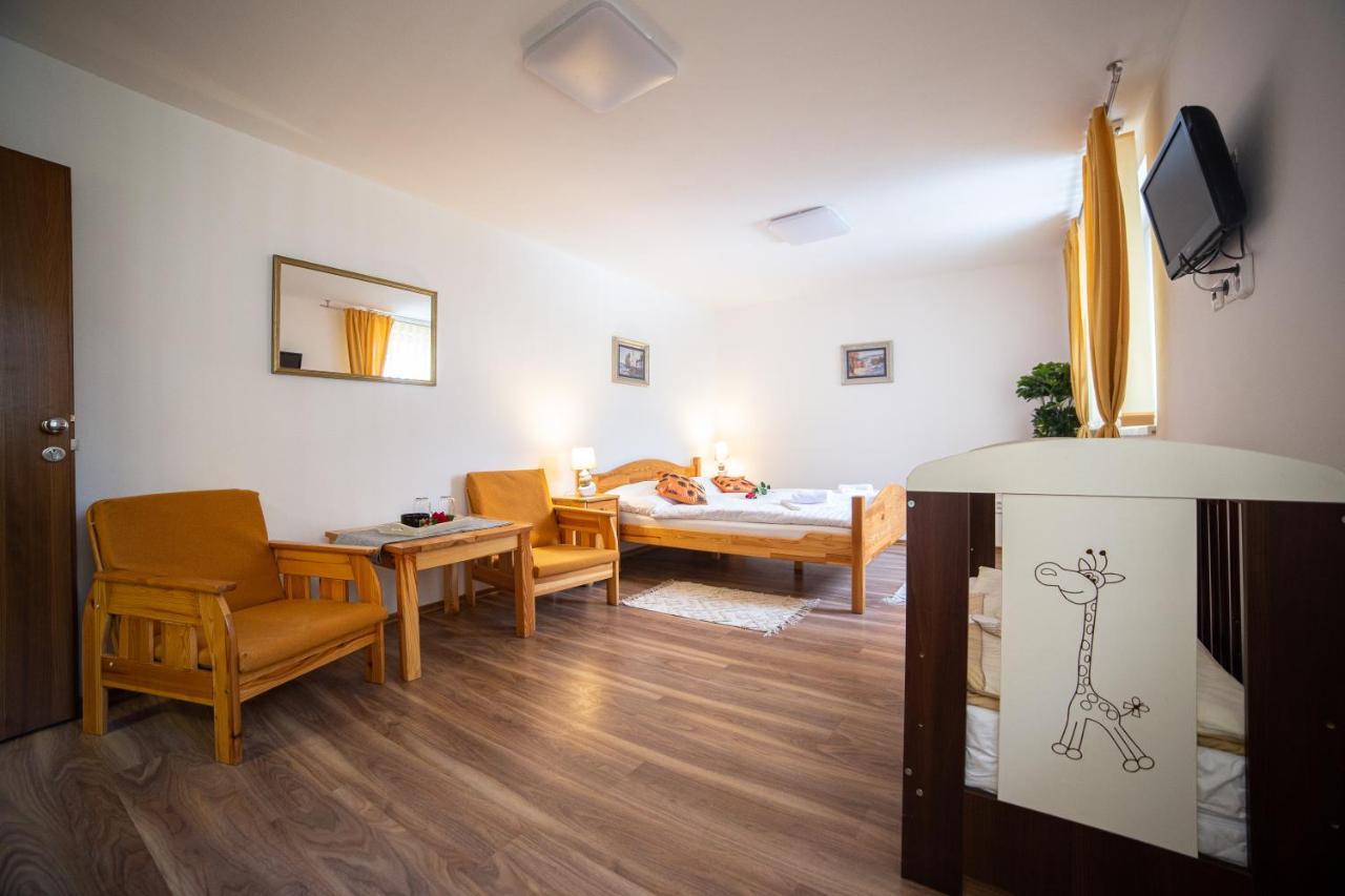 Penzion Palatin Rajecké Teplice Exterior foto
