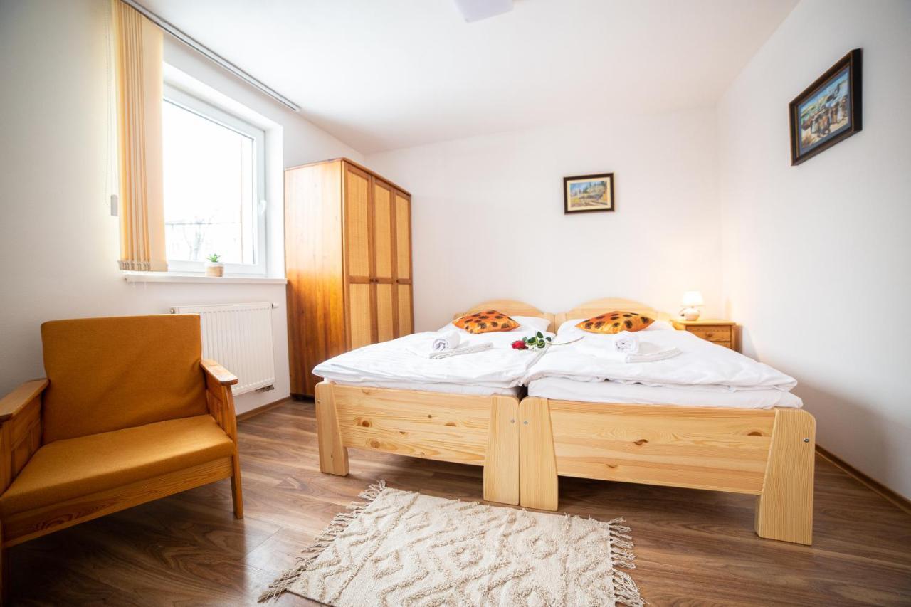 Penzion Palatin Rajecké Teplice Exterior foto