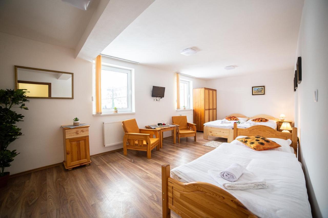 Penzion Palatin Rajecké Teplice Exterior foto