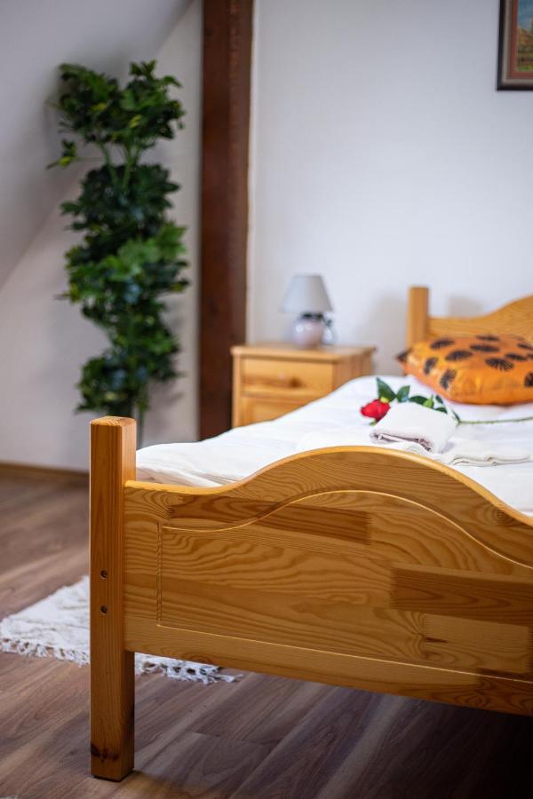 Penzion Palatin Rajecké Teplice Exterior foto